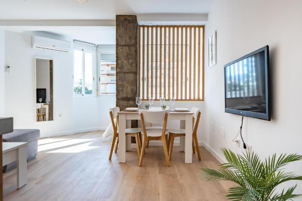 Super Loft Plazamar Torre Del Mar 2 Huesped Playa Apartment Bagian luar foto