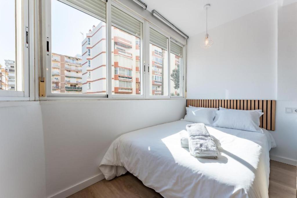 Super Loft Plazamar Torre Del Mar 2 Huesped Playa Apartment Bagian luar foto